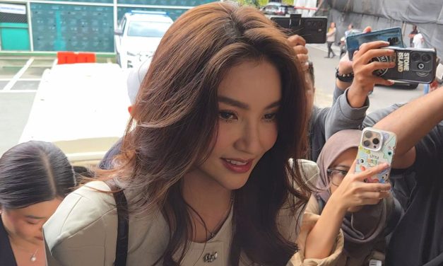 Pemeriksaan Sarwendah sebagai Saksi Ruben Onsu