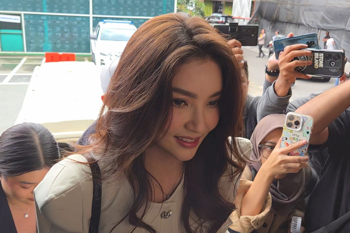 Pemeriksaan Sarwendah sebagai Saksi Ruben Onsu