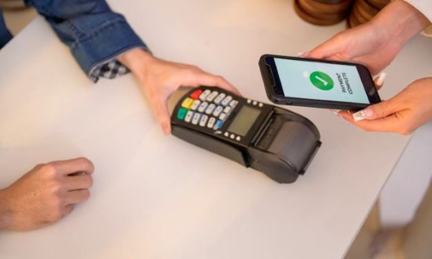 Cashless Bencana Atau Inovasi