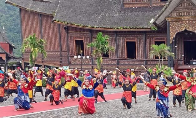 Keunikan Tradisi Lokal Yang Masih Dilestarikan Hingga Kini