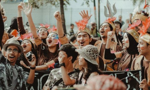 Kebiasaan Unik Generasi Muda Di Tengah Perubahan Zaman